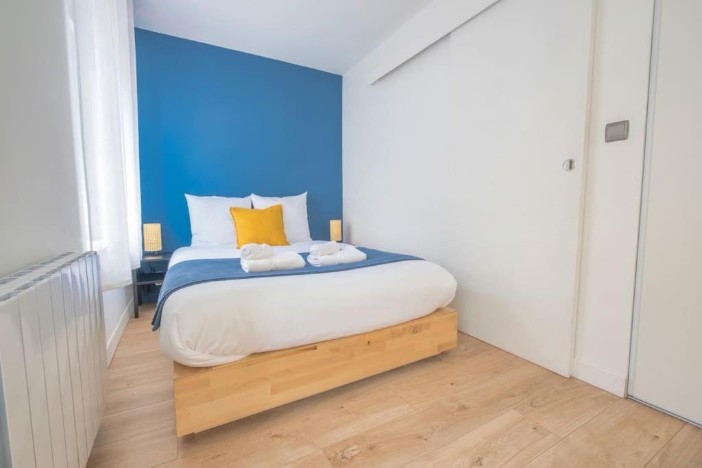 Triplex Cosy Apartment Reims Luaran gambar